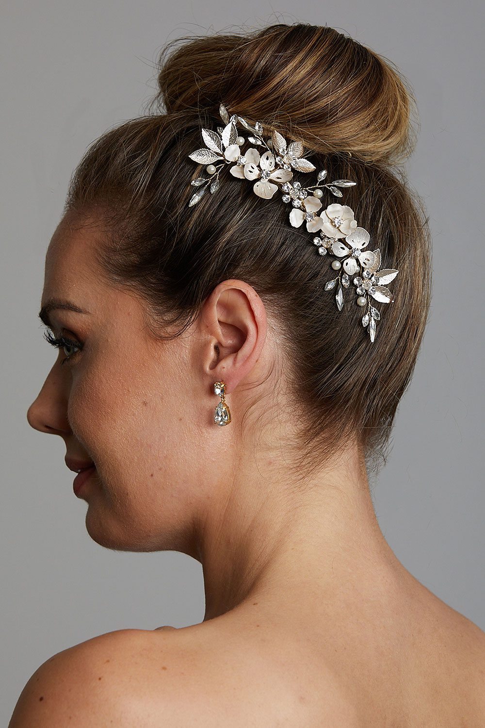 Vinka Design Bridal Accessories - Bridal headpiece - Bianca Silver - custom made headpiece available from Vinka Design Auckland bridal store.